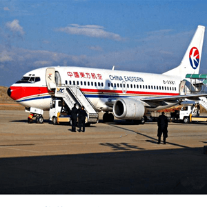 和田昆冈空运代理航空快运业稳步发展的原因是什么？